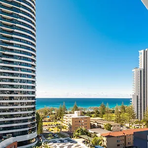 Peppers Broadbeach Апарт-отель
