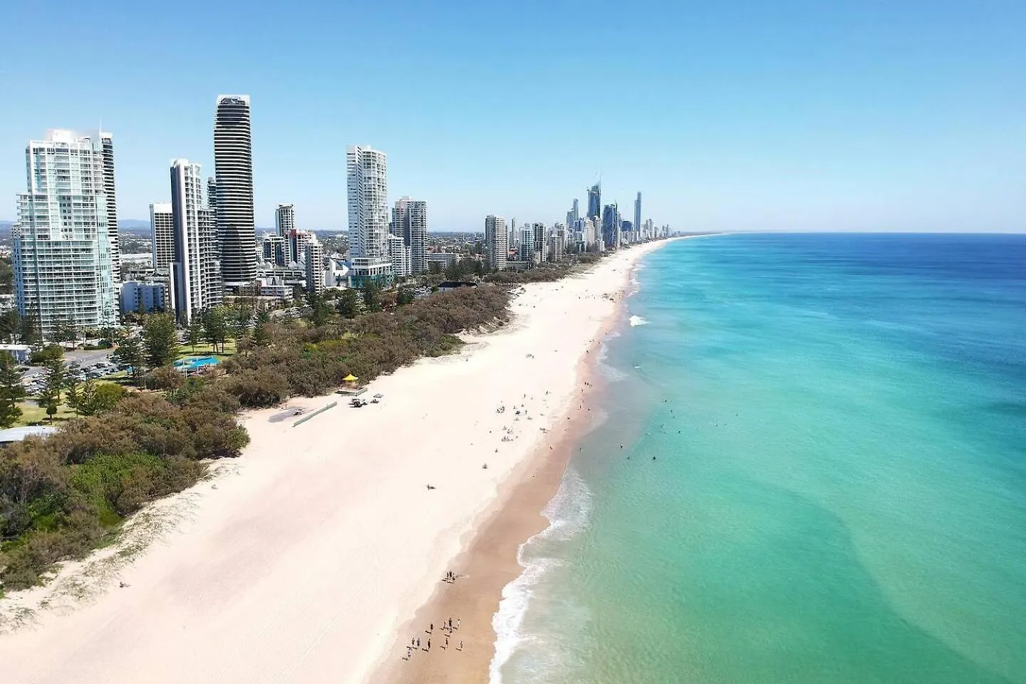 'Dee-Ell Place' A Beachside Entertainer'S Dream Gold Coast Australia