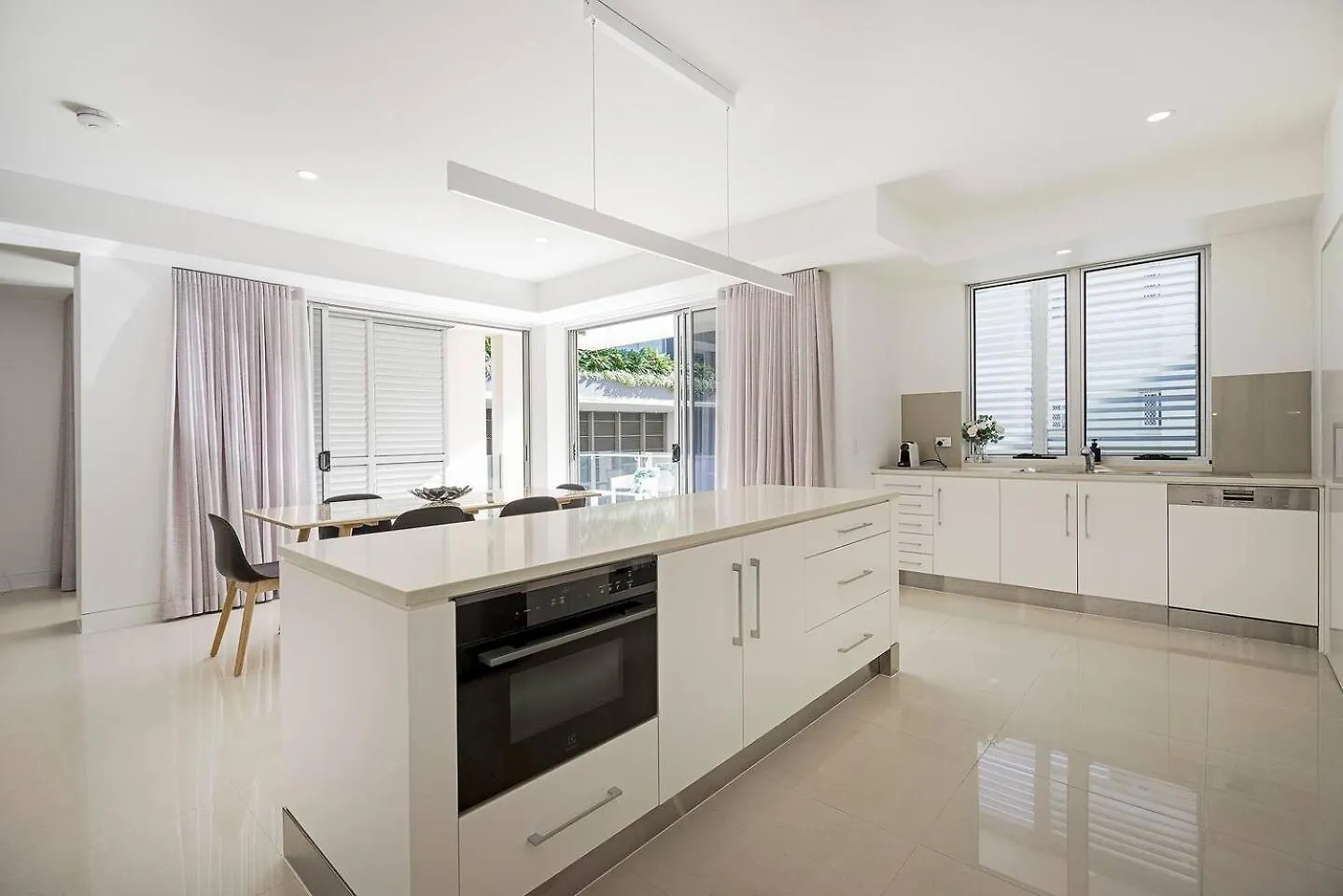 Apartment 'Dee-Ell Place' A Beachside Entertainer'S Dream Gold Coast